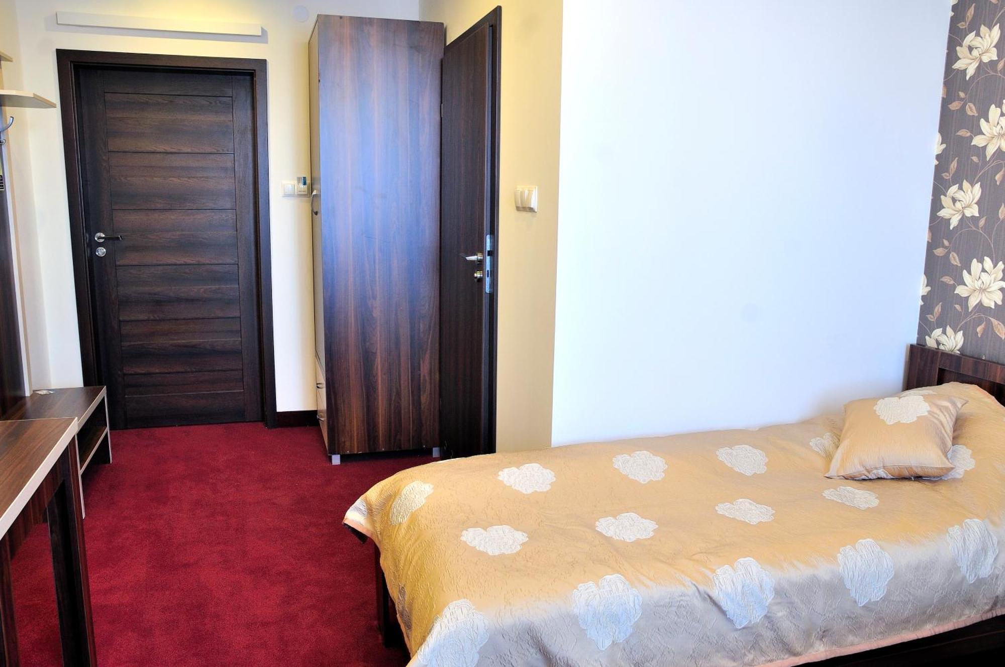 Hotel Prymus Radom Habitación foto